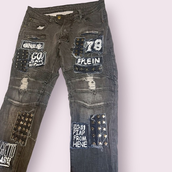 Distressed black Jeans with studs and patch work - Picture 2 of 3